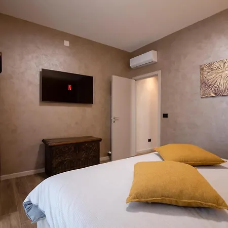 La Lupa - In The Heart Of With Car Box Apartment *