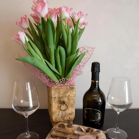 La Lupa - In The Heart Of With Car Box * Aosta