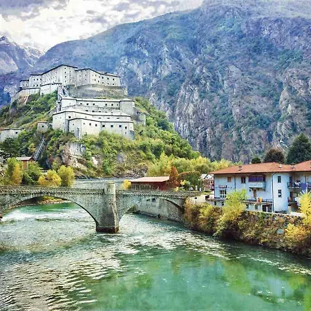 Daire La Lupa - In The Heart Of With Car Box Aosta