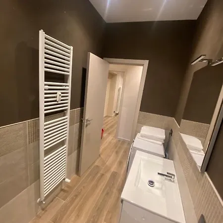 Daire La Lupa - In The Heart Of With Car Box